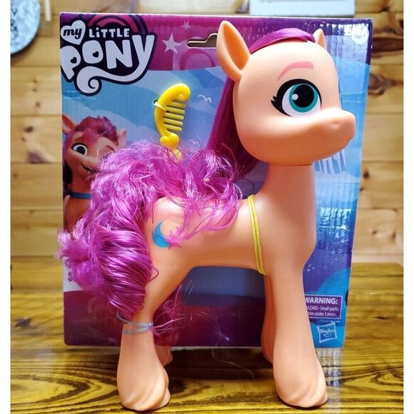 2021 Hasbro My Little Pony Mega Movie Friends 8" Sunny Starscout - Brand New - Picture 1 of 5